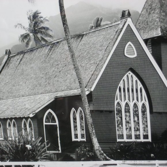 Meet your Posher, Lisa - Picture 2 of 2